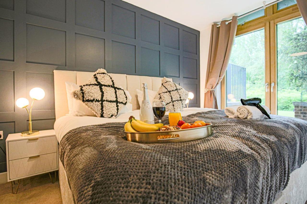 Campbell Park Apartment - City Centre - Free Parking, Balcony, Super-Fast Wifi And Smart Tv With Netflix By Yoko Property Milton Keynes Ngoại thất bức ảnh